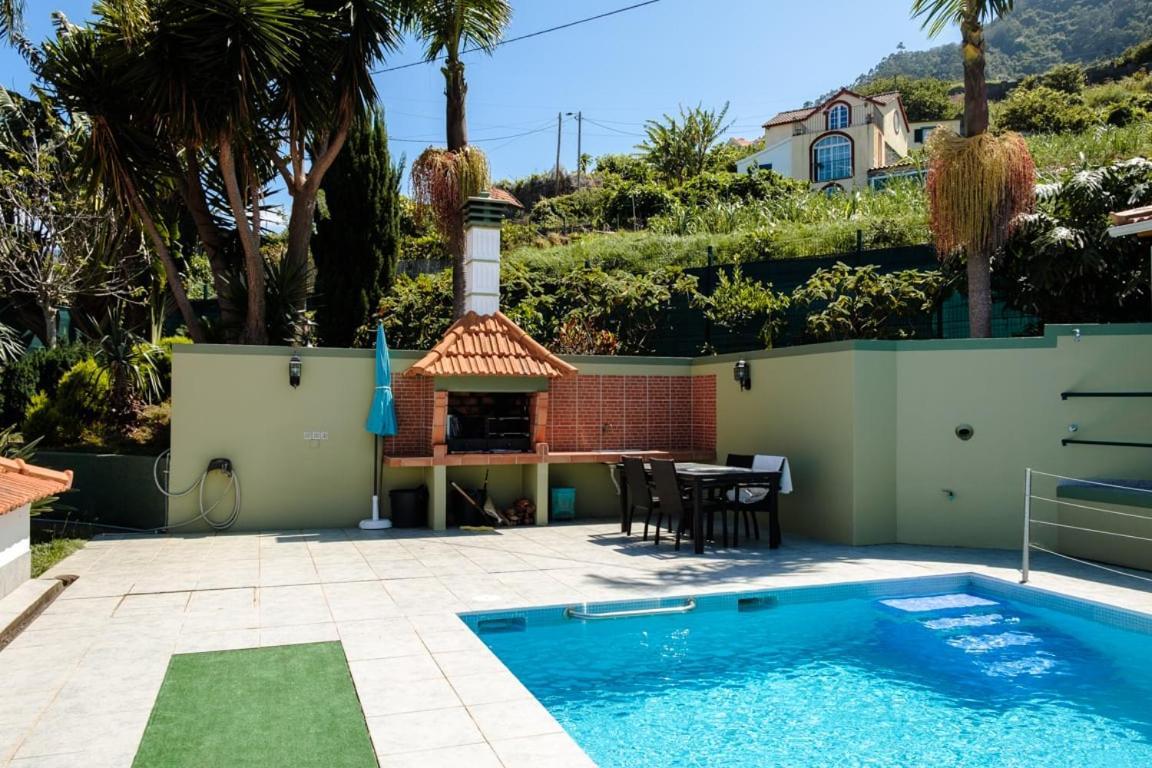 Hotel Guestready - Hikers Haven São Roque do Faial Exterior foto