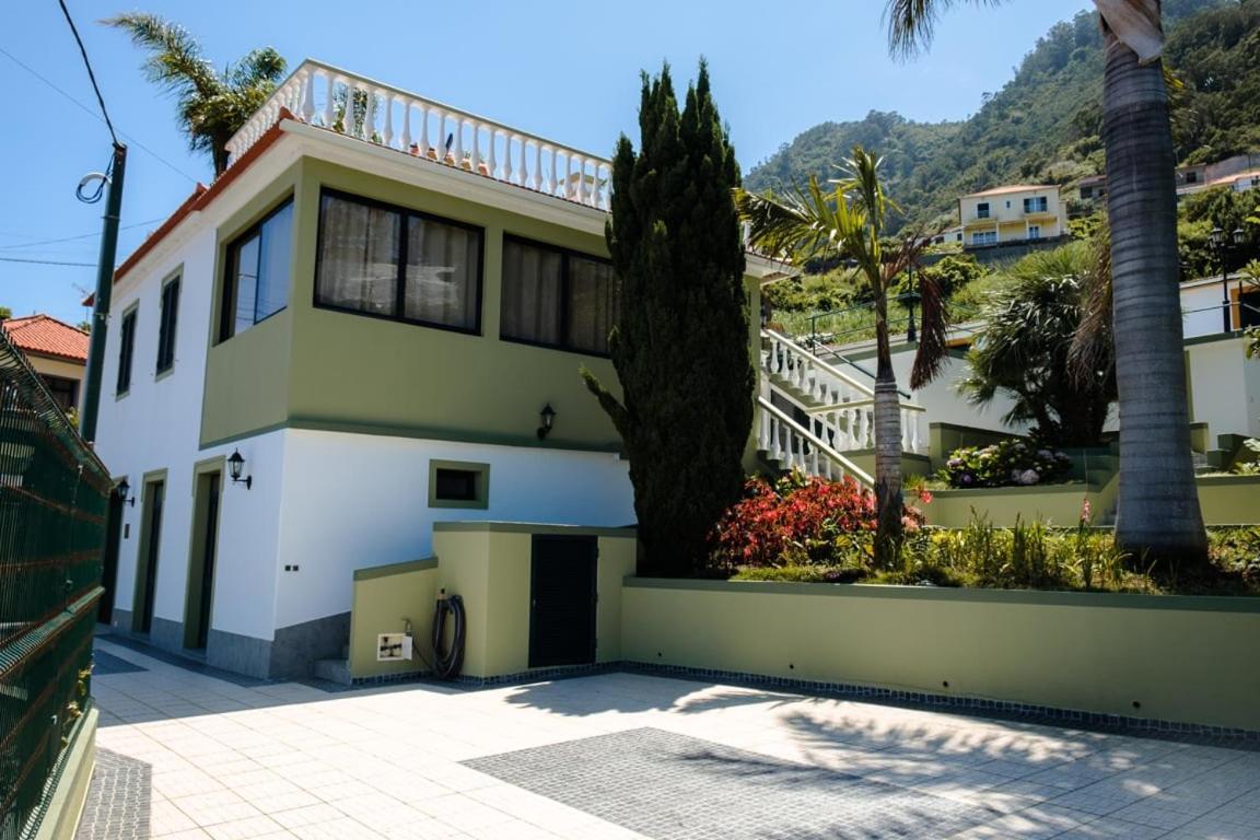 Hotel Guestready - Hikers Haven São Roque do Faial Exterior foto